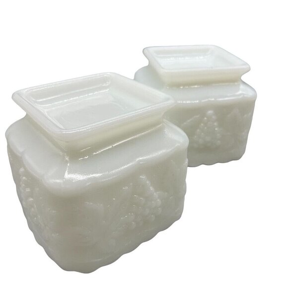 Vintage Anchor Hocking Milk Glass Square Grape Footed Planter Candy Dish EUC - Picture 11 of 13